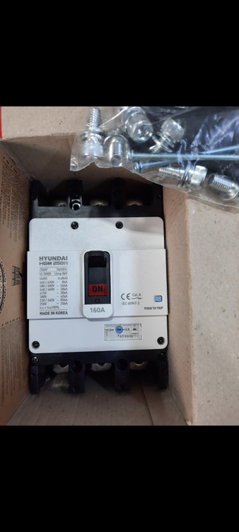 کلید اتومات هیوندا ۱۶۰ آمپر