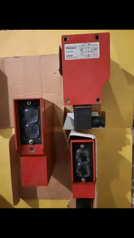 سنسور فتو الکتریک(نوری) Lenze electronics مدل PRK85/4 (آکبند)