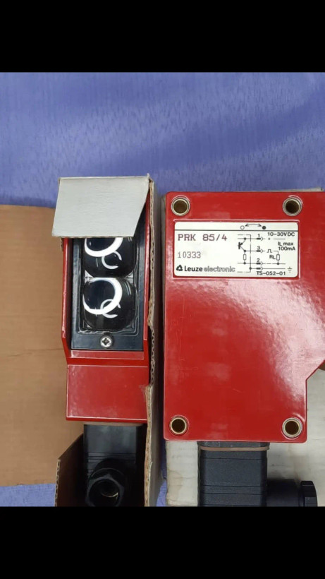 سنسور فتو الکتریک(نوری) Lenze electronics مدل PRK85/4 (آکبند)