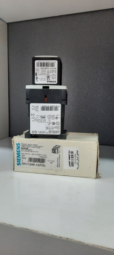 کنتاکتور فرمان زیمنس 4NO+4NC-24V-DC مدل 3RH1244-1BB40