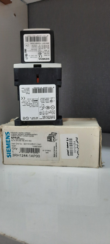 کنتاکتور فرمان زیمنس 4NO+4NC-24V-DC مدل 3RH1244-1BB40
