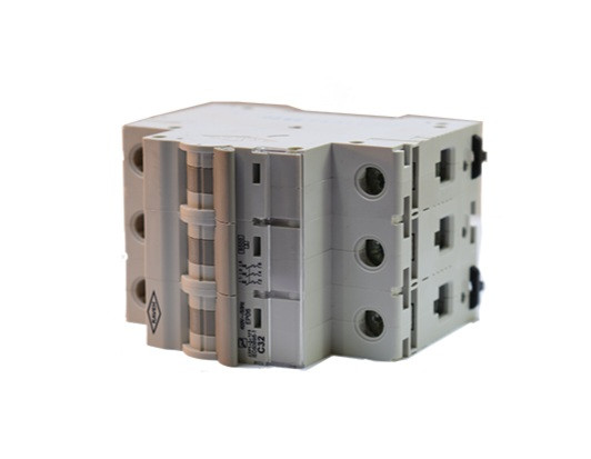 فیوز مینیاتوری سه فاز 25 آمپری کاوه مدل C25-EP04 ا Electro Kaveh Miniature Circuit Breaker C25-EP04