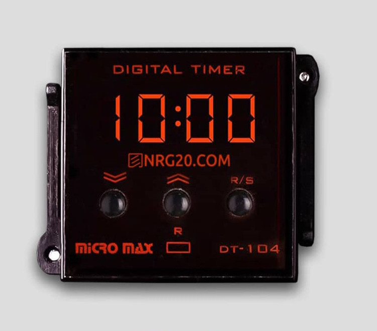 تایمر دیجیتال ۸ پایه سوکتی DT104 میکرومکس ۴۸ * ۴۸