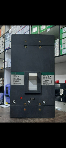 کلید اتوماتیک ۱۲۰۰ آمپر قابل تنظیم جنرال آمریکایی