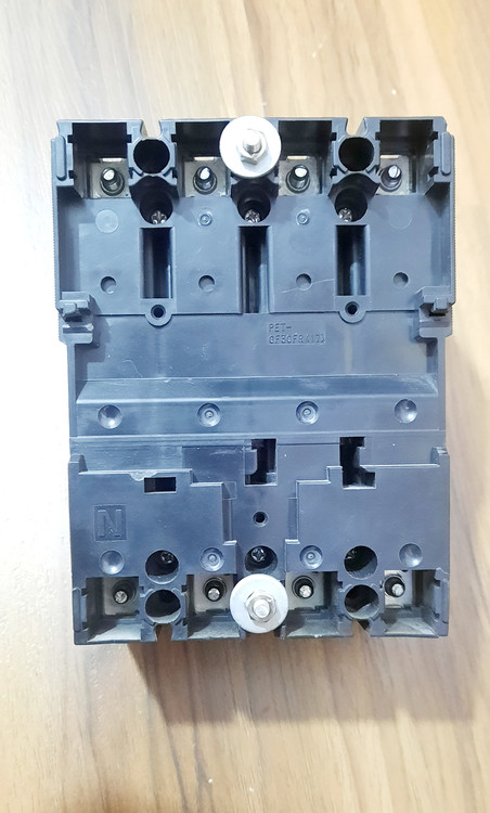 کلید اتوماتیک ۵0 آمپر