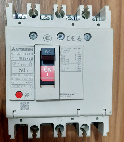 کلید اتوماتیک 50 آمپر 4پل میتسوبیشی