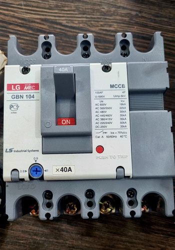 کلید اتوماتیک ۴۰ آمپر ۴پل ال اس