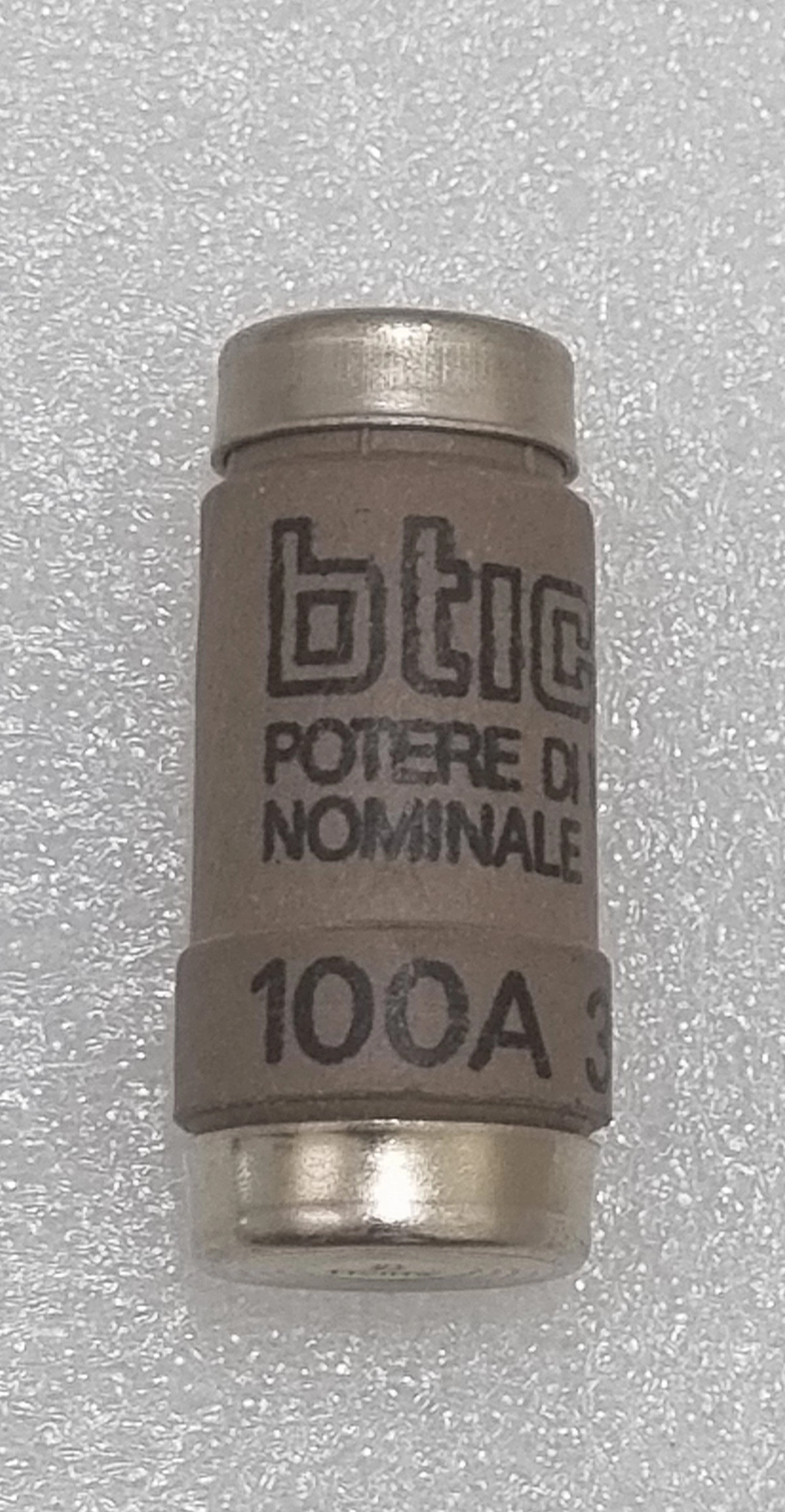 فیوز